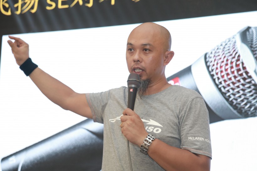 這次，sE V7 的巡演嘉賓不一般